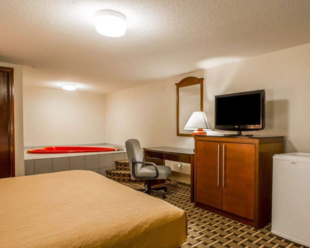 Hotel Americas Value Torrington, Ct