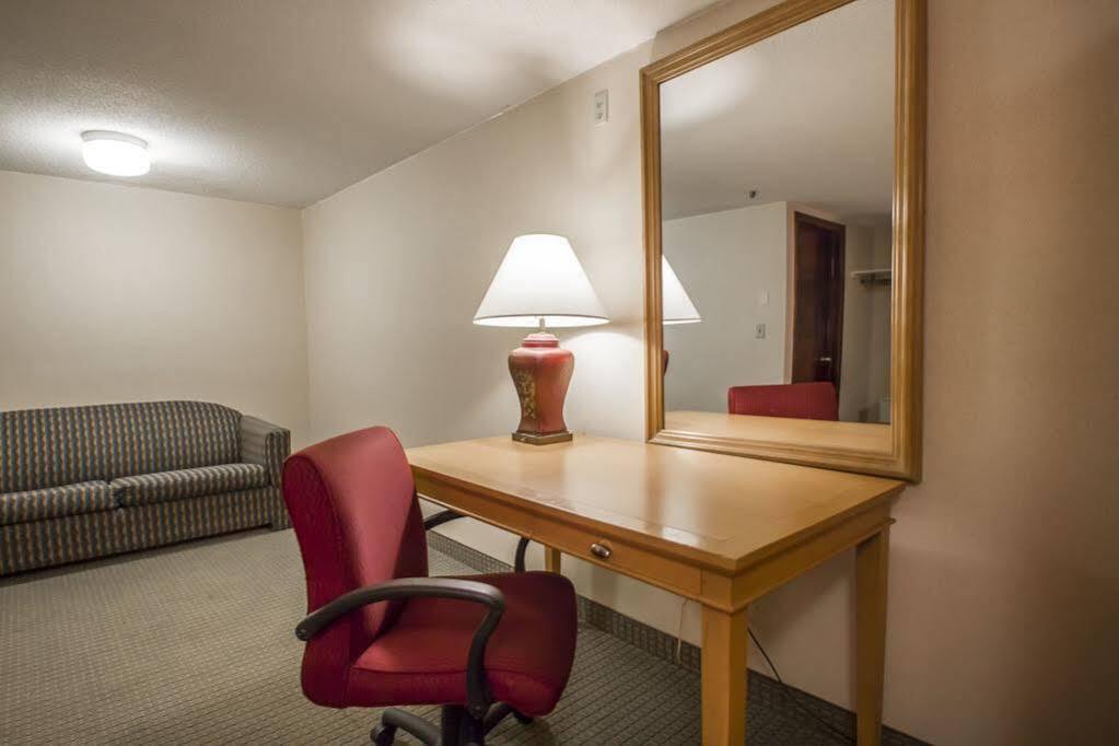 Americas Value Torrington, Ct Hotel