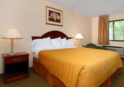 Hotel Americas Value Torrington, Ct 2*